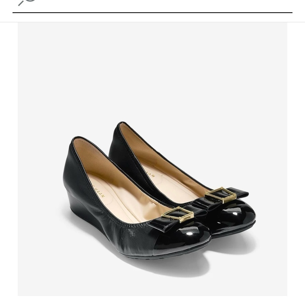 Cole Haan Emory Bow Wedge Pumps in Black Size 6.5B - Picture 2 of 11